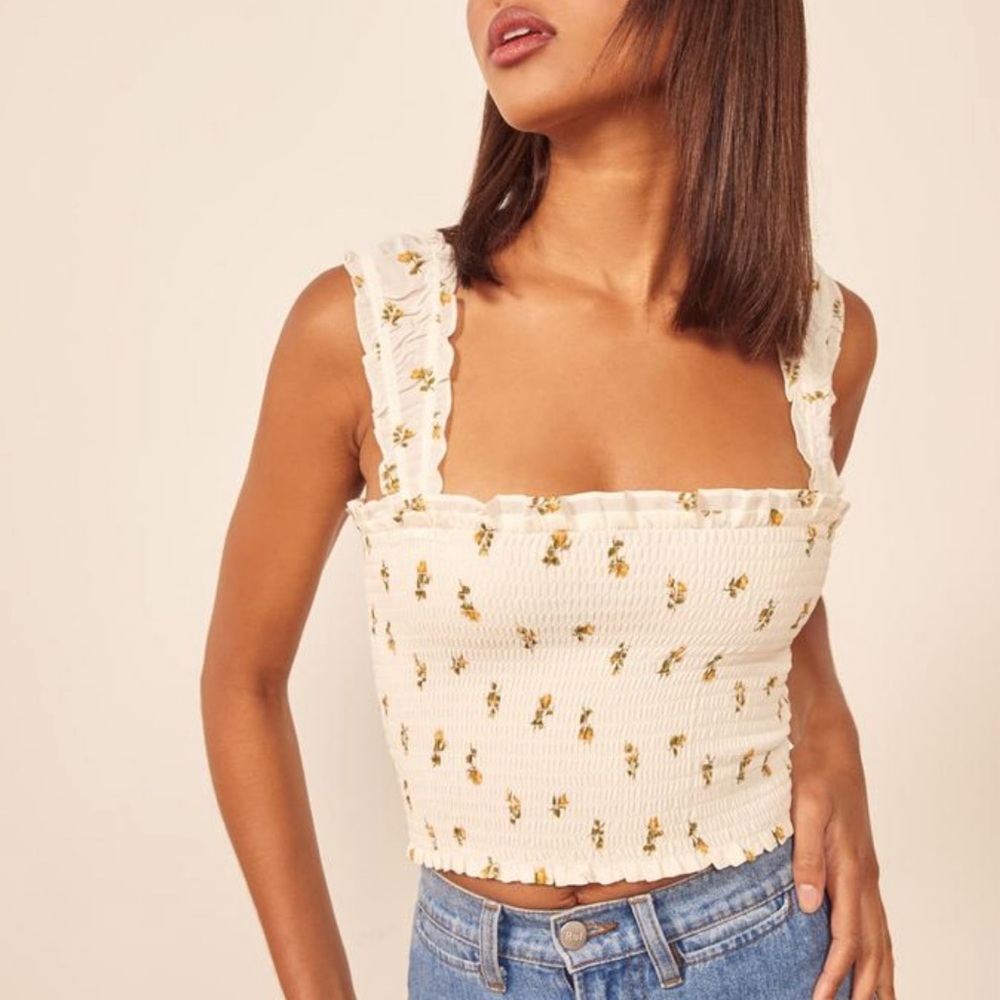 Reformation Sally Top
Color: Rosebud

Floral White Smocked Crop Top